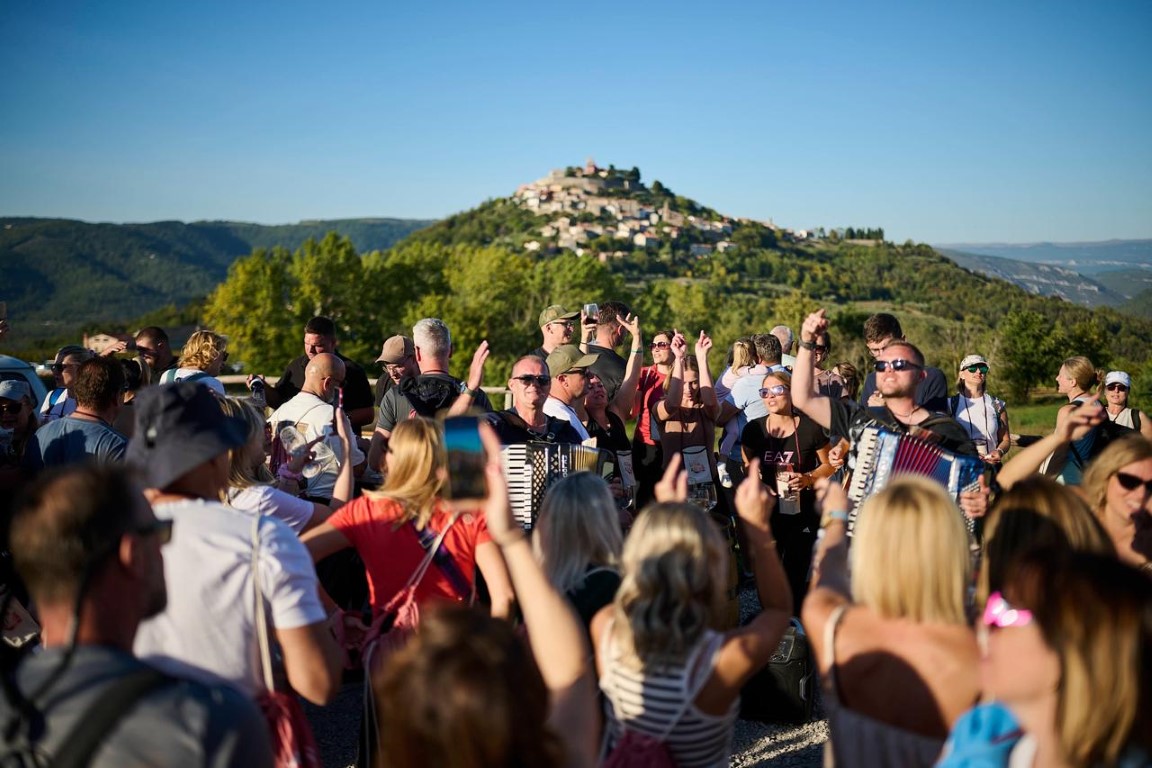 Motovun: Jesenji Teran Wine & Walk okupio gotovo 750 sudionika